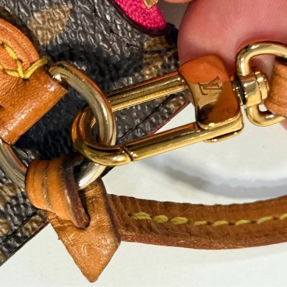 Louis Vuitton Neverfull Monogram Pochette Wristlet Pouch Clutch Red Pink Lining - Picture 7 of 12